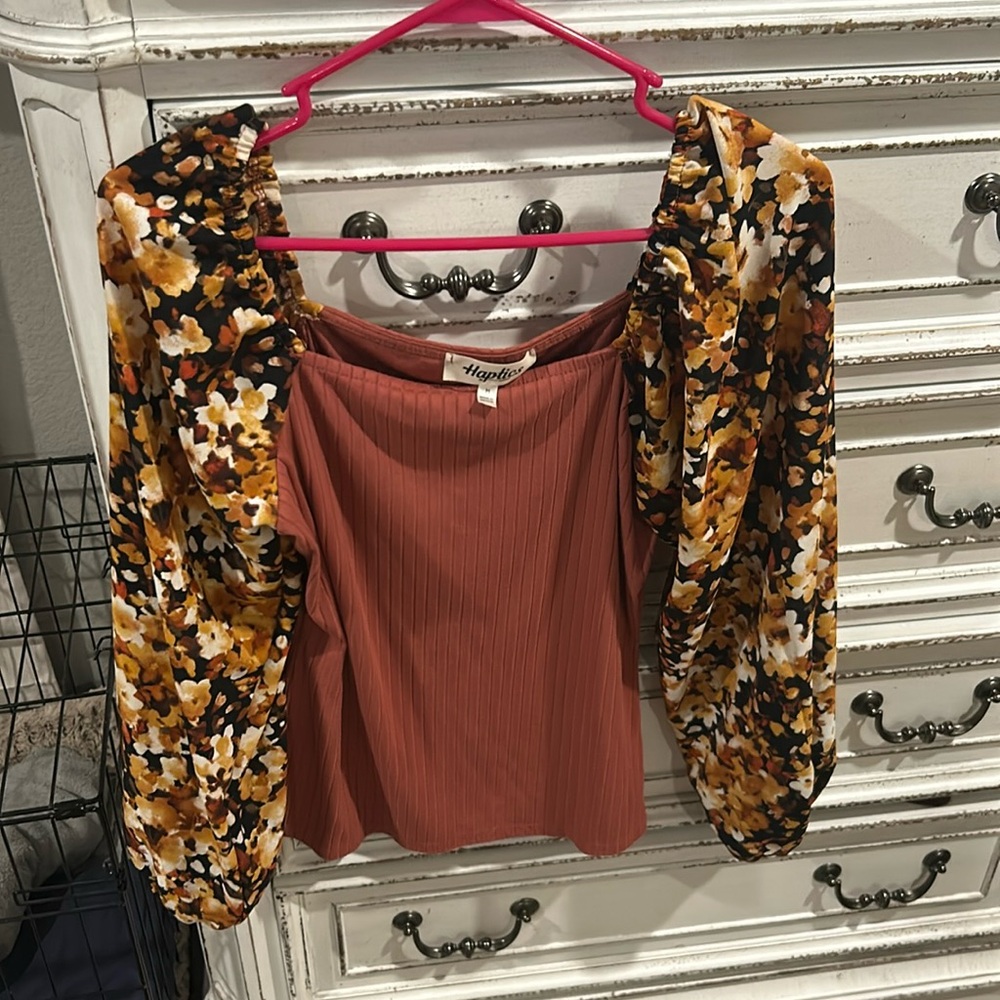 Boutique top sz medium
